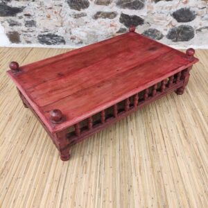 piano rosso di tavolino antico indiano