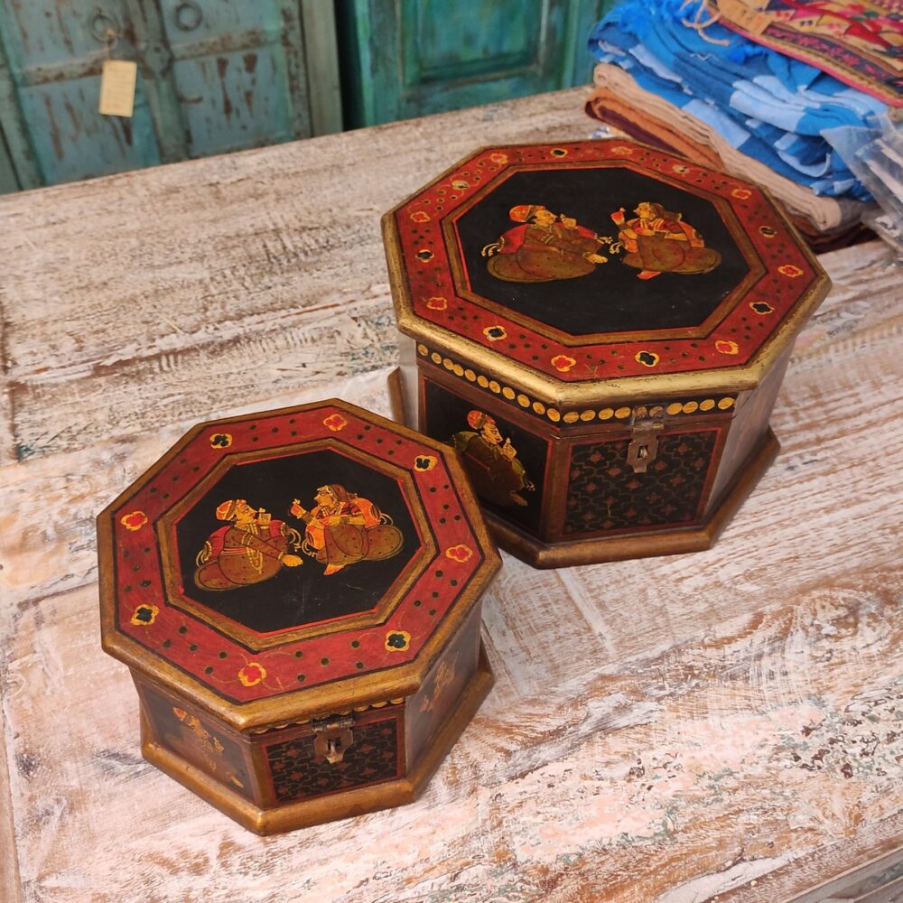 set di portagioie indiani decorati tradizionalmente