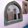 specchio colore verde acqua indiano forma ad arco
