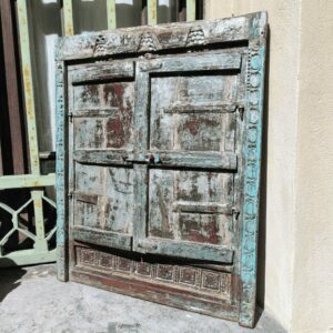 specchio finestra indiana in legno azzurro argento