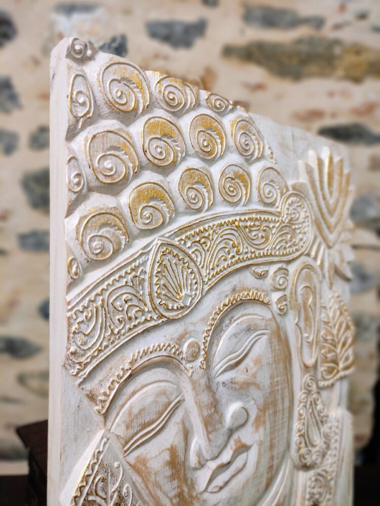 PANNELLO CON BUDDHA INTAGLIATO BIANCO E ORO - immagine 3
