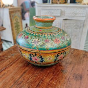 VASO IN FERRO DECORATO A FIORI